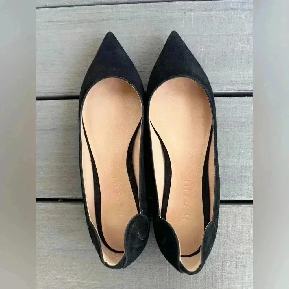 M.Gemi‎ Women’s Suede Pointed Toe Black Flat Size 40.5